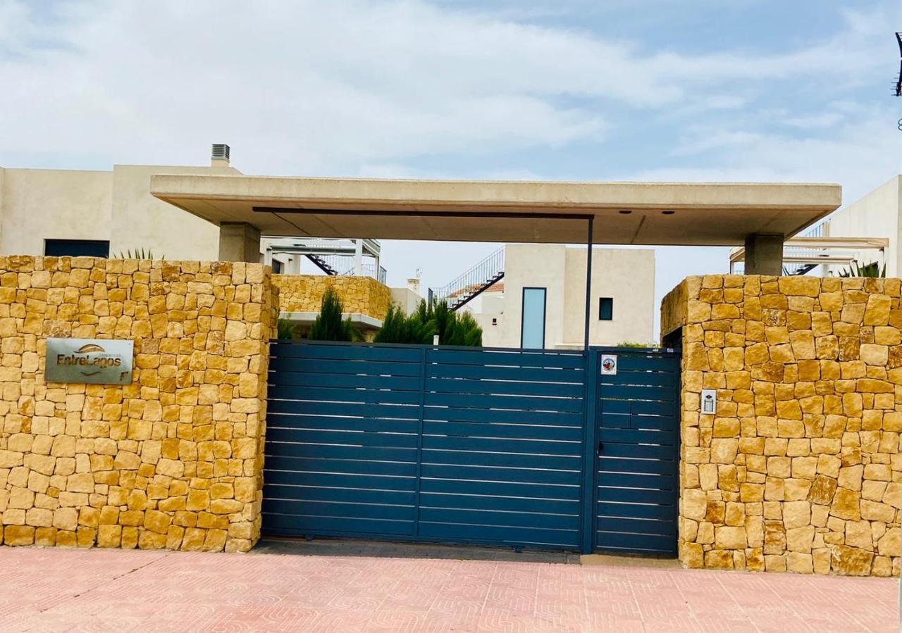 Luxury Villa With Private Pool ロハレス エクステリア 写真